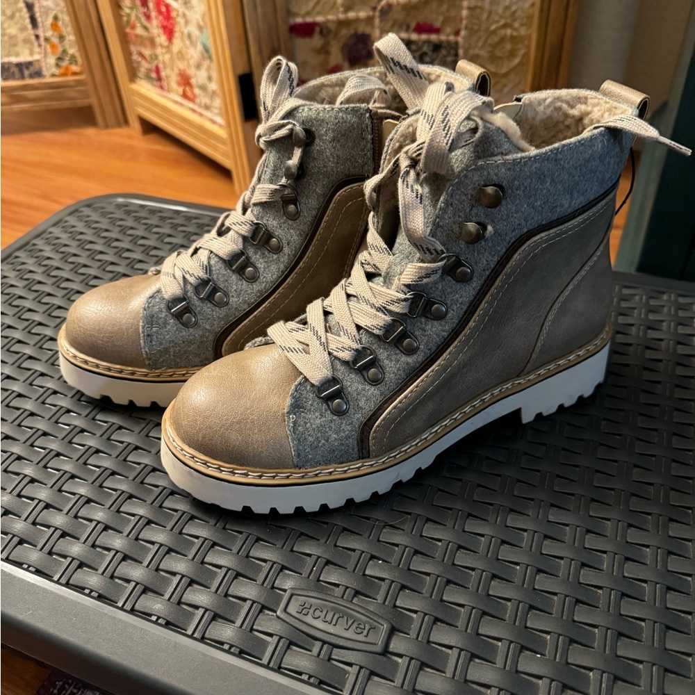Maurice Sherpa Hiker boot